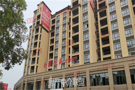 科信小区3室2厅1卫107㎡带车位84万